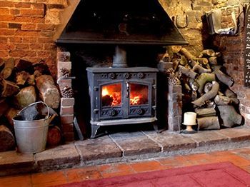 Hostal The Blue Boar Inn