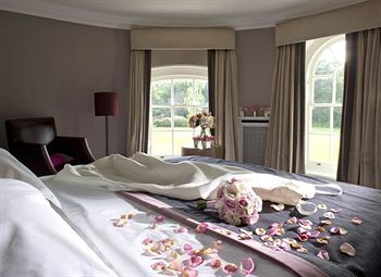 Hotel De Vere Venues Warbrook House And Grange