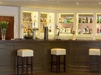 Oyster Fleet Hotel