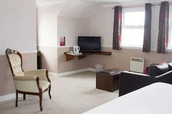 Oyster Fleet Hotel