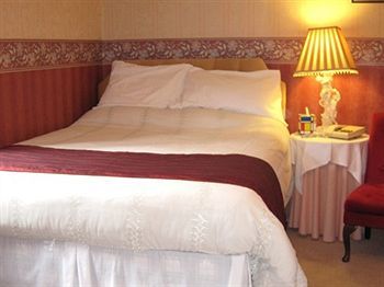 Bed & Breakfast Court Barn Country House Hotel