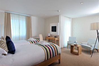 St Moritz Hotel