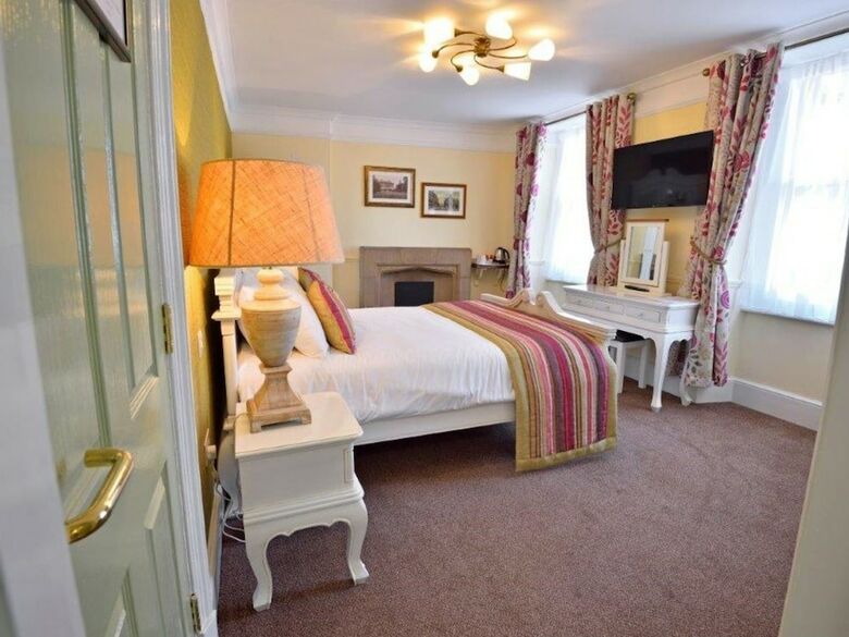 Hostal The George Hotel, Crewkerne