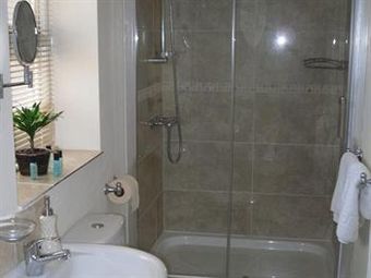 New Farm Bed And Breakfast Cheshire