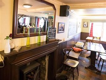 Hostal Devon & Cornwall Inn