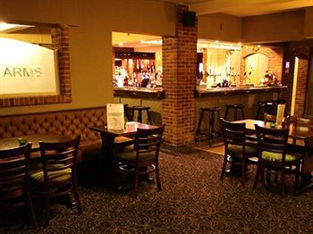 Hostal The Downe Arms