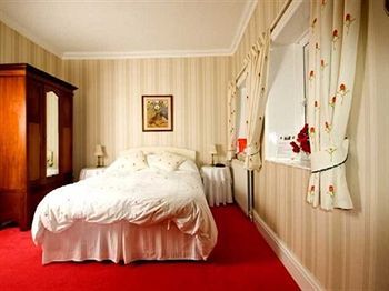 Dowfold House Bed & Breakfast