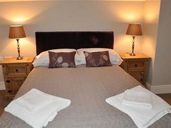 Hostal The Riverside