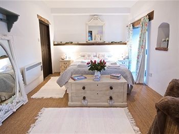 Bed & Breakfast White Horse Farm