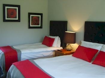 Hostal The Old Red Lion Inn
