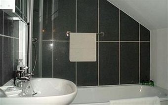 Pandy Isaf Country House B&B