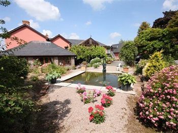 Hotel Pen-y-bryn House