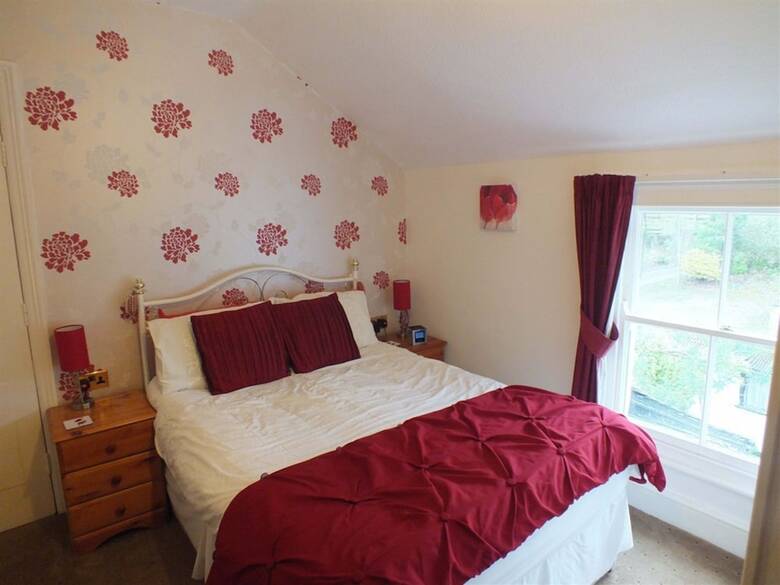 Hotel Glan Heulog Bed And Breakfast