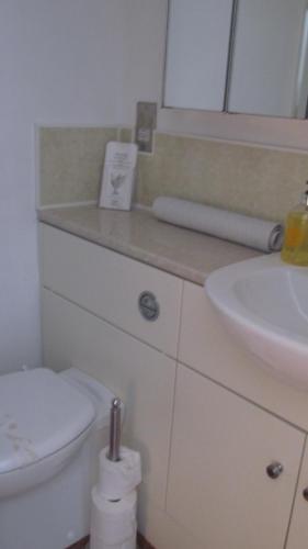 Celyn Villa Bed And Breakfast
