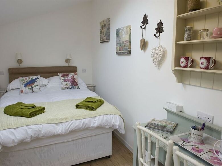 Hotel South Stack Coastal Retreats
