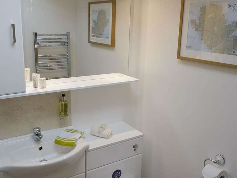 Hotel South Stack Coastal Retreats
