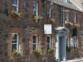 Hostal The Crown & Kitchen