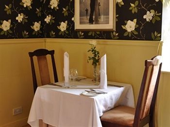 Hostal The Linton Hotel