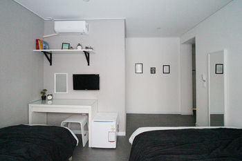 Hotel Mono House Hongdae
