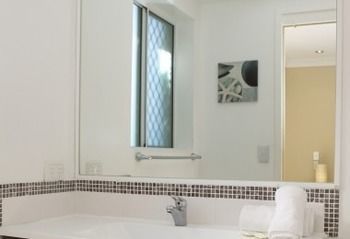 Sanctuary Lake Apartments