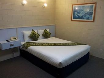 Admiral Nelson Motor Inn