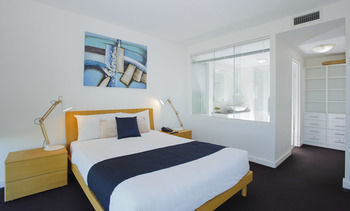 Hotel Kirra Surf Apartments