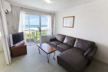 Aparthotel Regency On The Beach