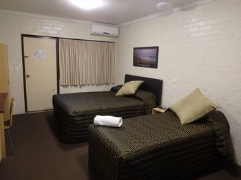 Motto Farm Motel