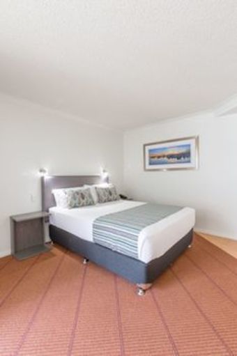 Ramada Hotel Hope Harbour