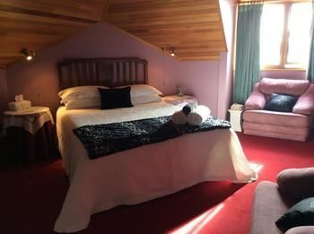 Hanlon House Bed And Breakfast