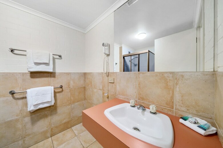 Best Western Warby Lodge Motor Inn