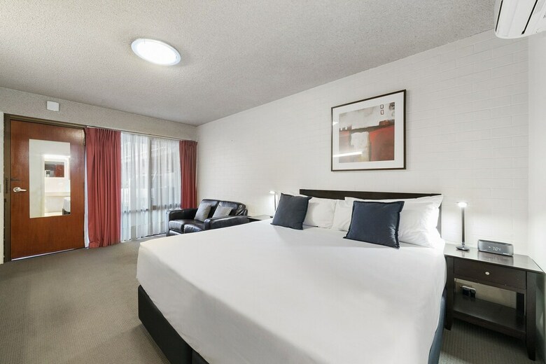 Best Western Warby Lodge Motor Inn