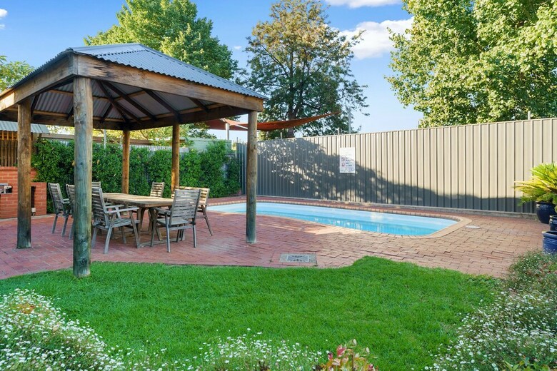 Best Western Warby Lodge Motor Inn