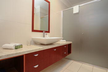 Indulge Apartments Langtree