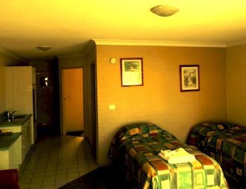 Harbour Royal Motel