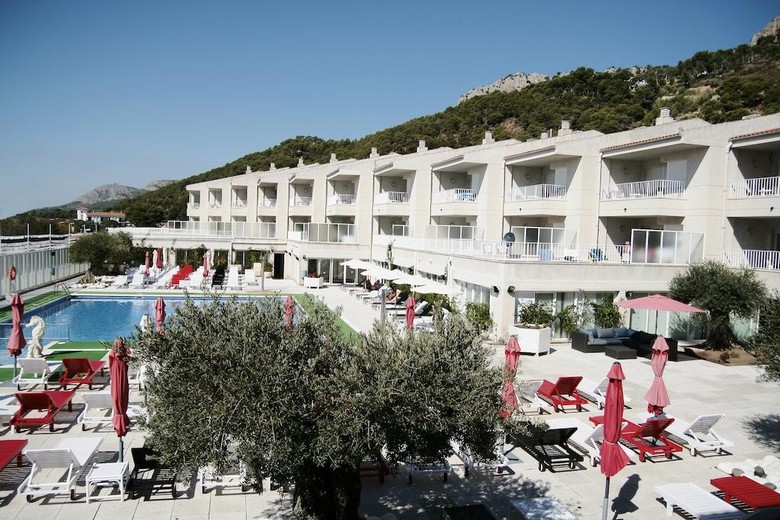 Aparthotel Centremar