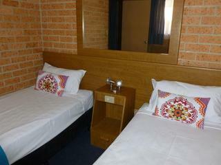 Hotel Royal Palms Motor Inn