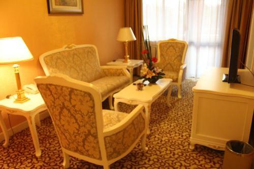 Hotel Ming Wah Int'l Convention