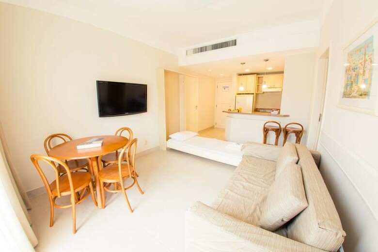 Hotel Jurer� Beach Village