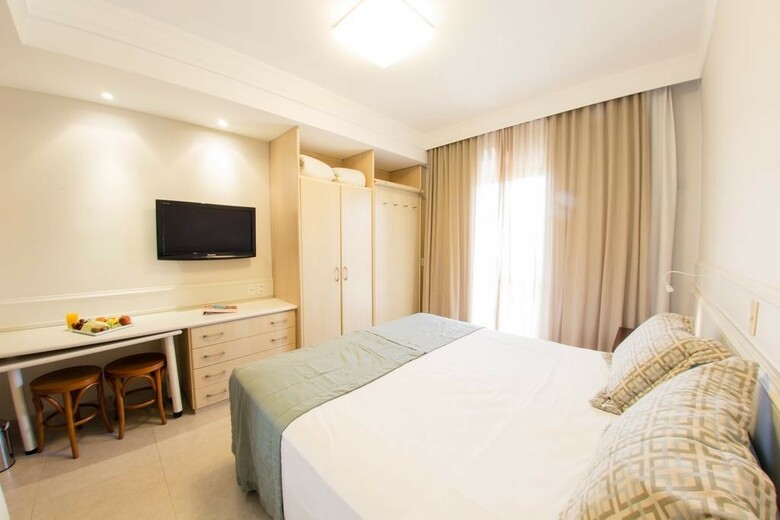 Hotel Jurer� Beach Village