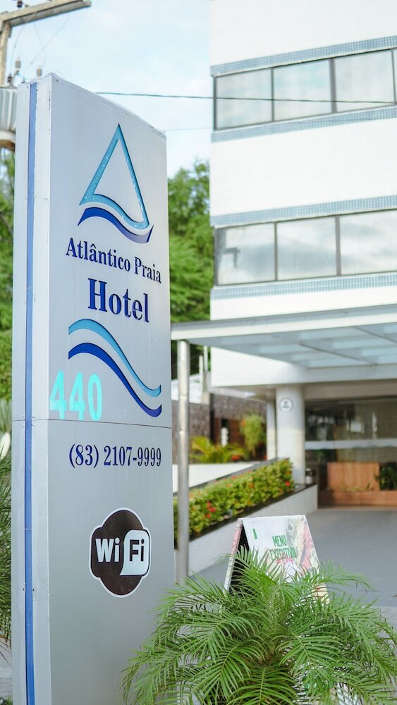 Atl�ntico Praia Hotel