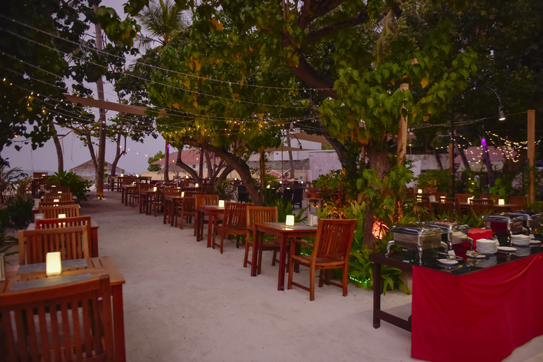 Arena Beach Hotel At Maafushi
