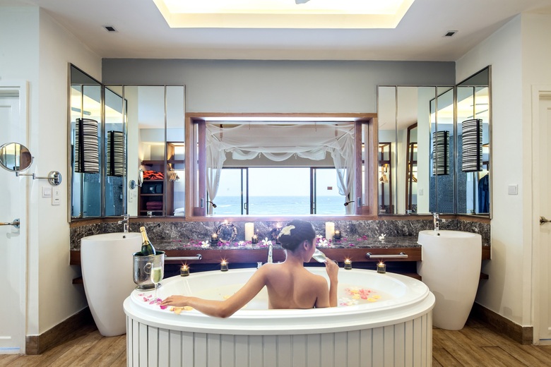 Hotel Centara Grand Island Resort & Spa Maldives