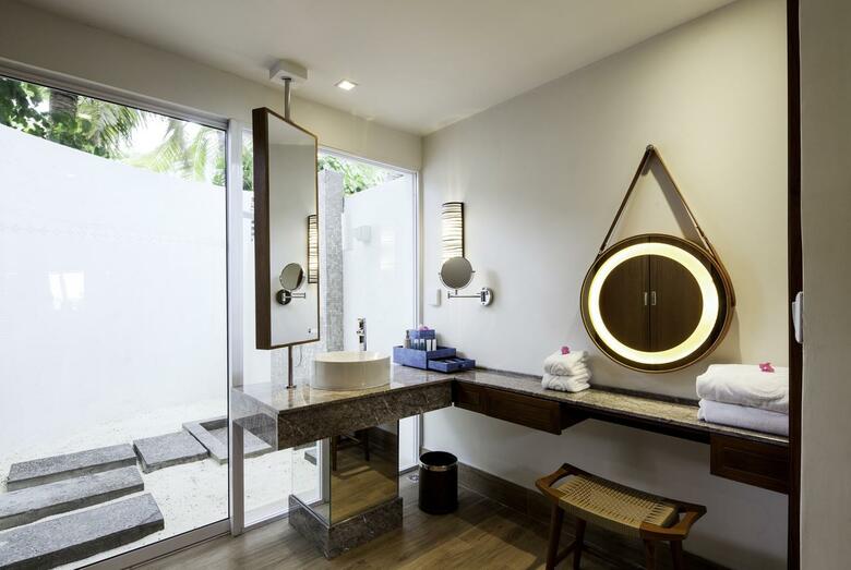 Hotel Centara Grand Island Resort & Spa Maldives