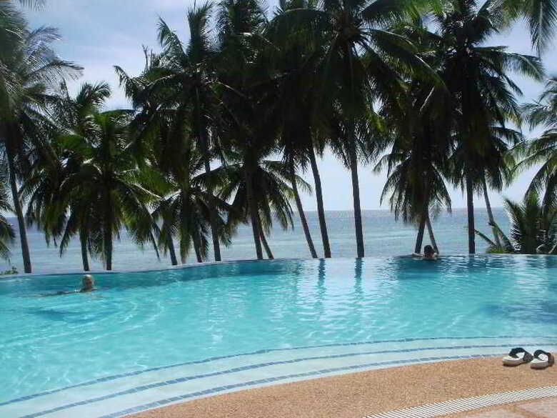 Hotel Anda White Beach Resort