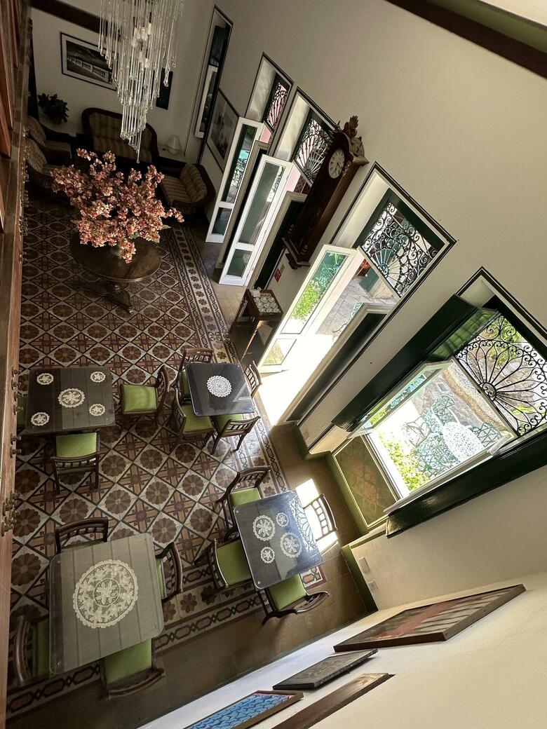 Catharina Paragua�u Hotel