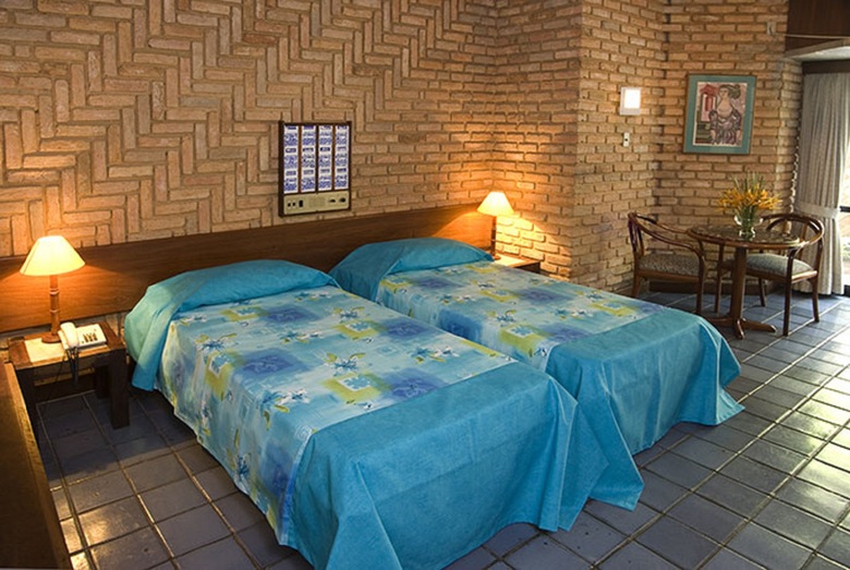 Catharina Paragua�u Hotel