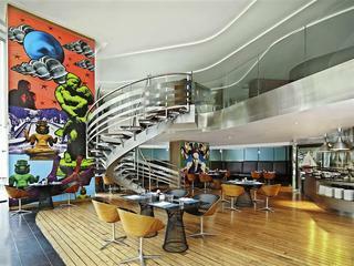 Hotel Baraquda Pattaya Mgallery