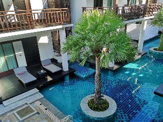 Hotel Z Through By The Zign