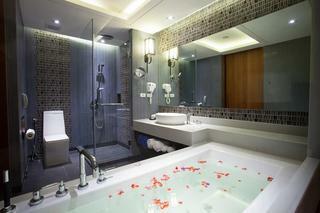 Graceland Khao Lak Hotel And Resort